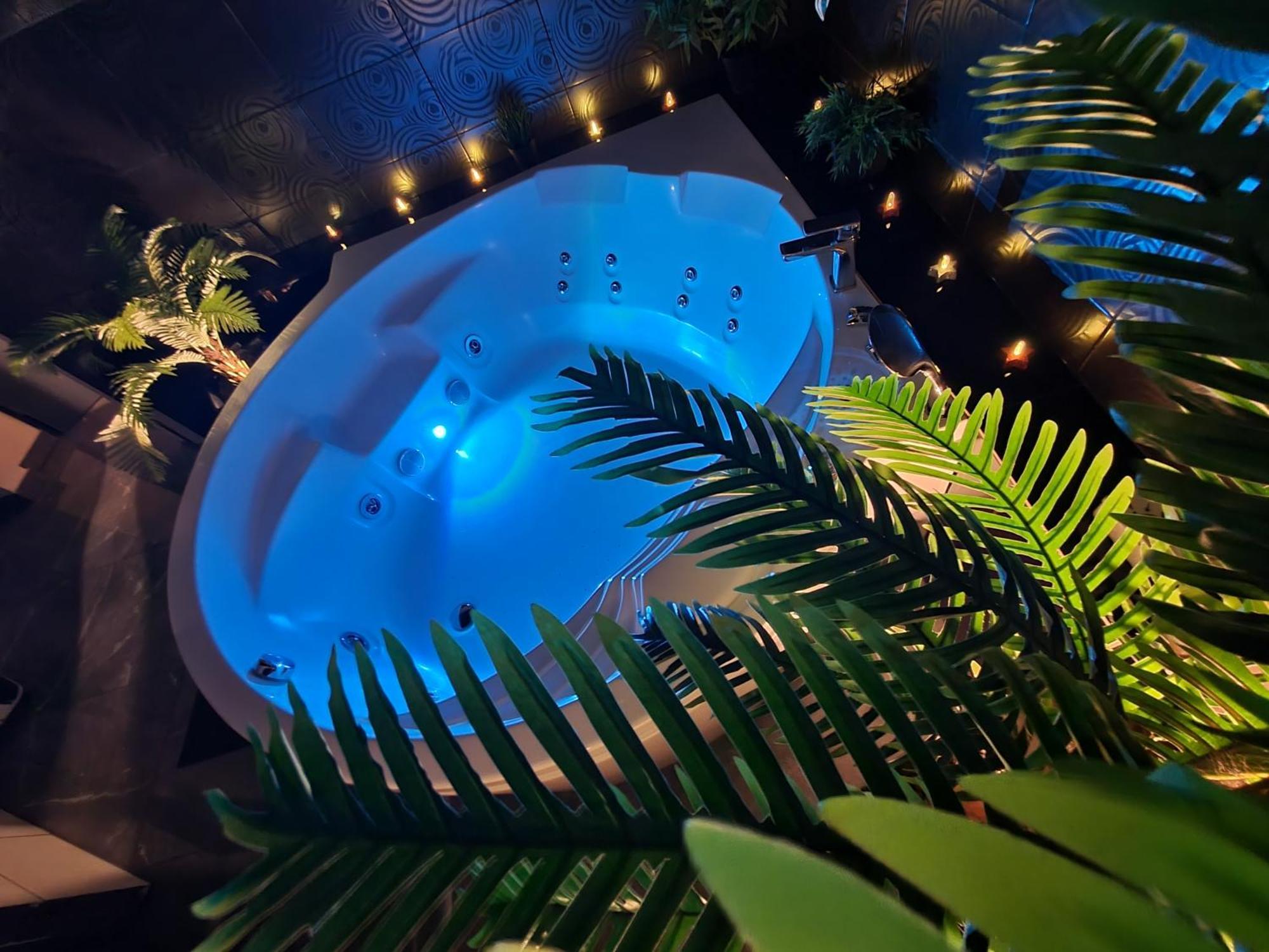 Apartament Z Jacuzzi Krakow Rynek Стая снимка