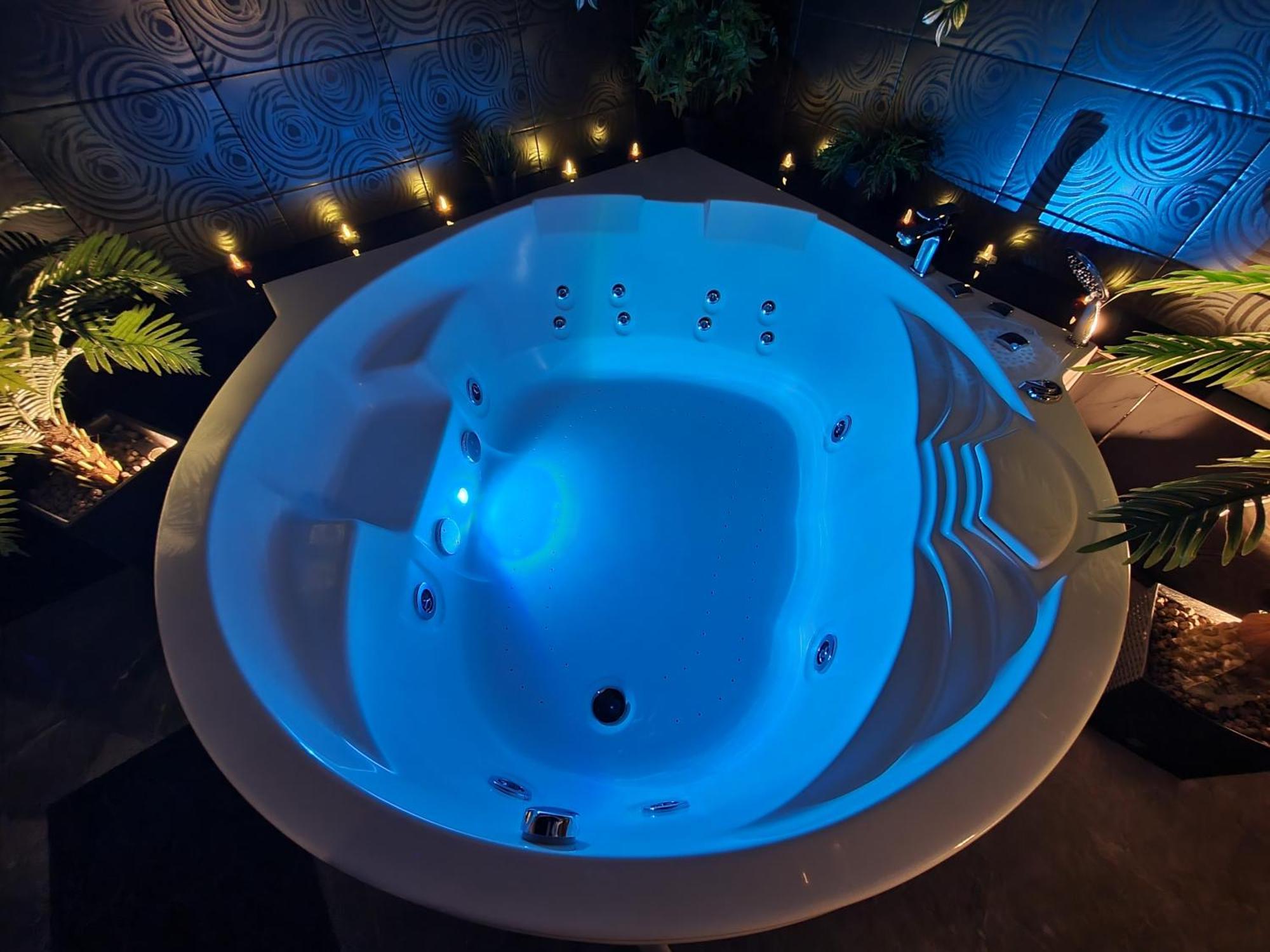 Apartament Z Jacuzzi Krakow Rynek Стая снимка