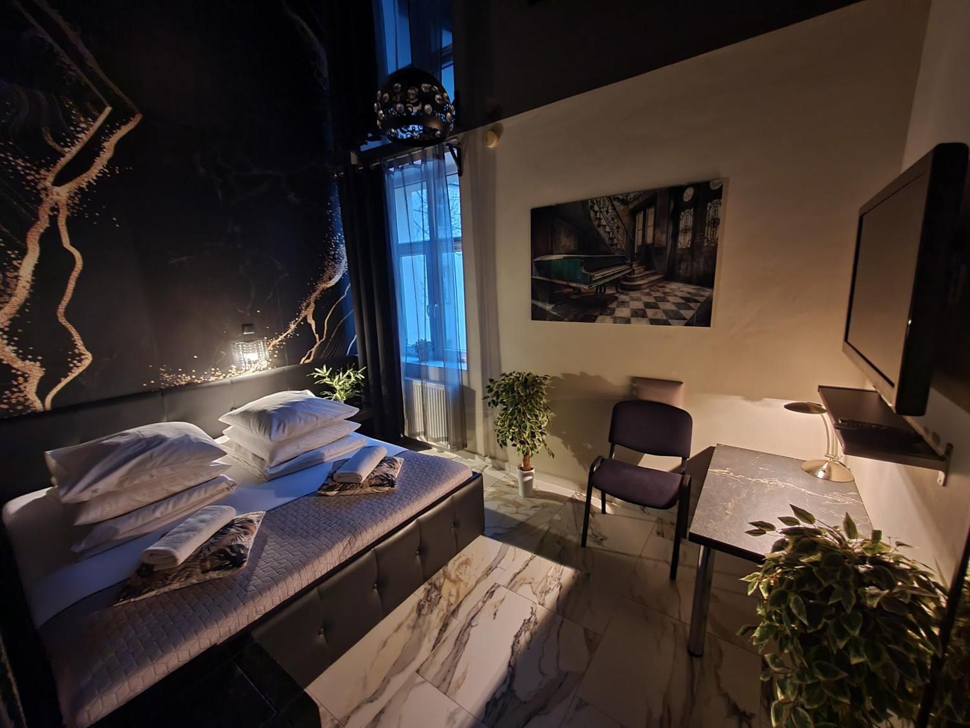 Apartament Z Jacuzzi Krakow Rynek Стая снимка