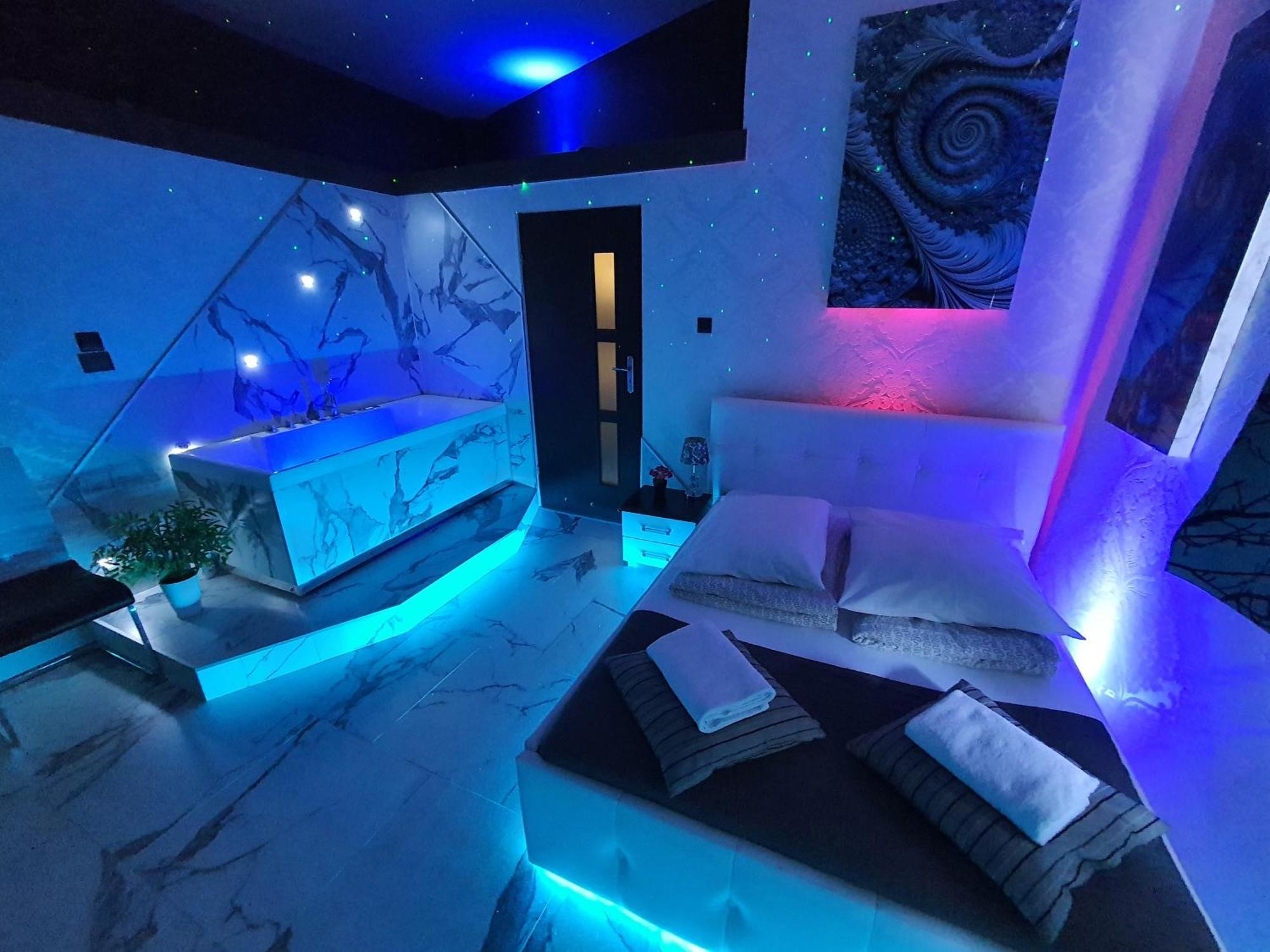 Apartament Z Jacuzzi Krakow Rynek Стая снимка